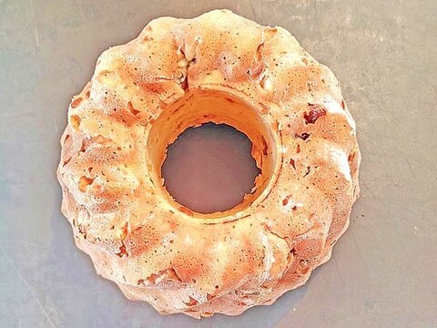 どっしり系?クリチとラム酒漬けフルーツのクグロフ♪